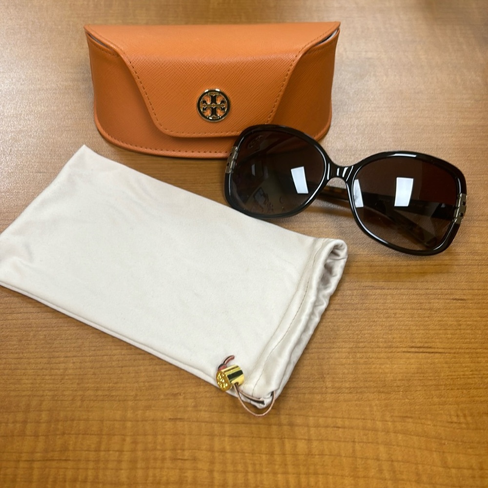 Tory Burch brown gradient Sunglasses with case and dust pouch